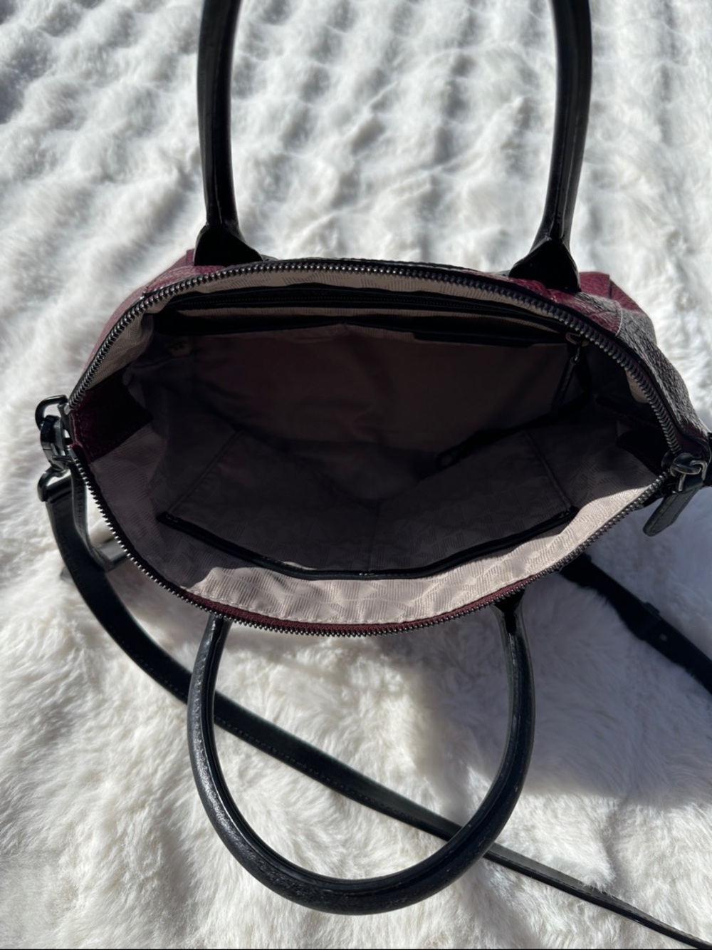 Michael Kors Campbell satchel pebbled burgandy crossbody black trim - Picture 11 of 14